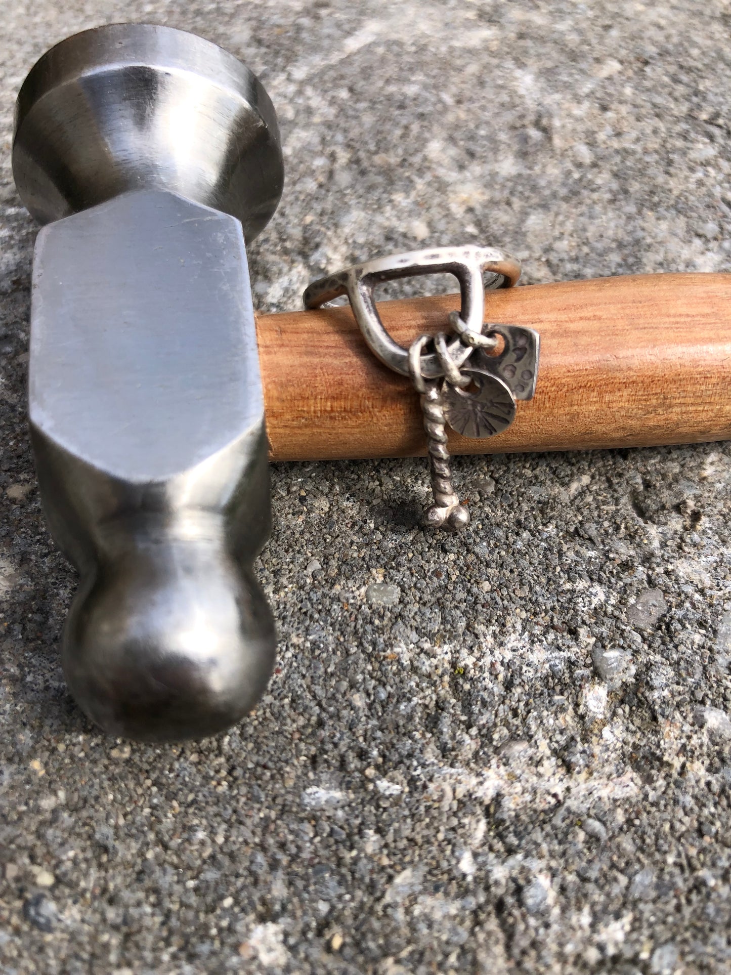 Flutter Charm Ring