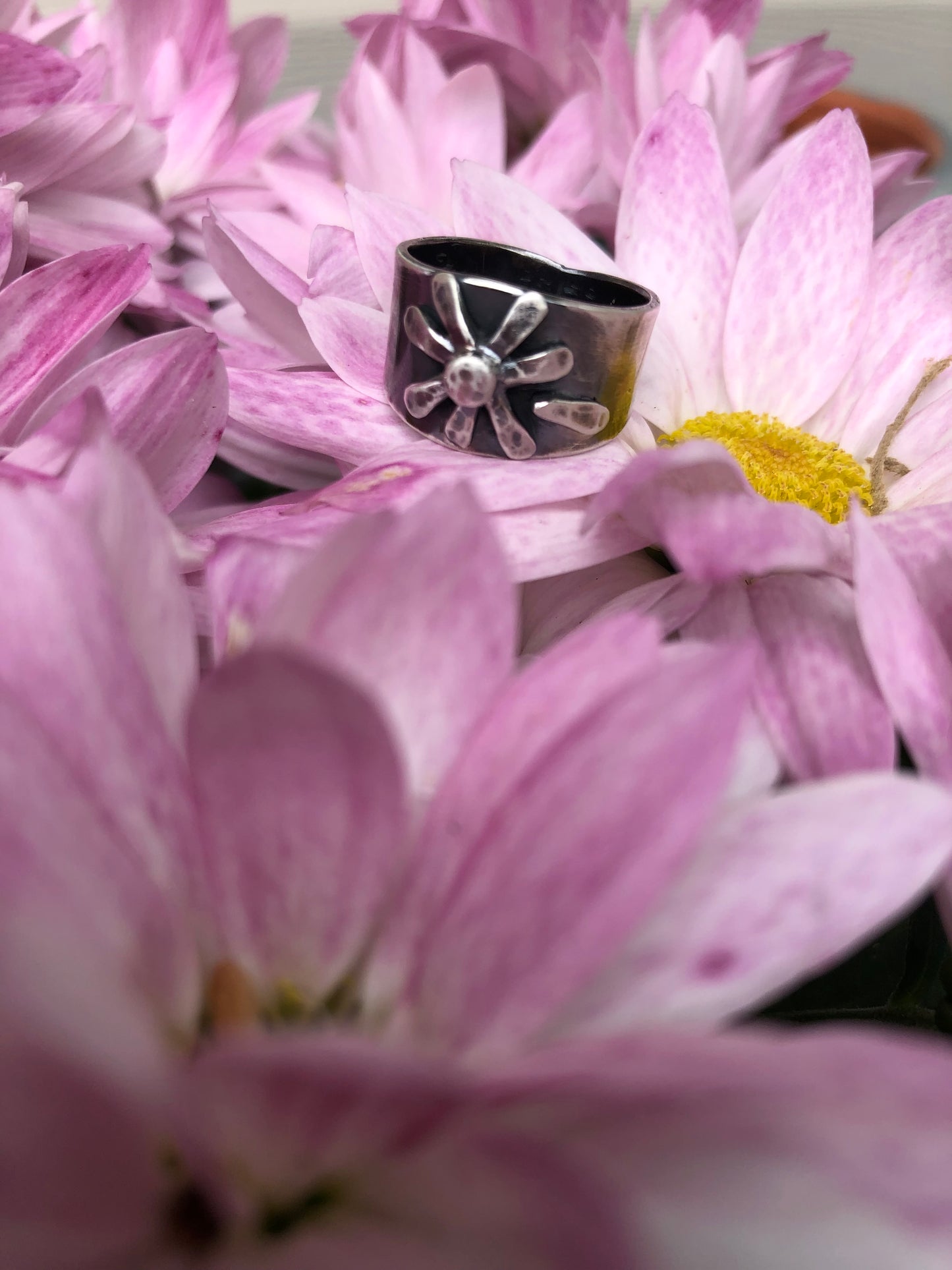 Loves Me Ring